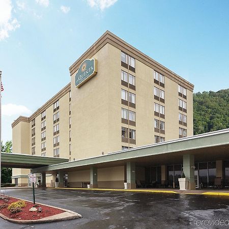 La Quinta Inn & Suites Pittsburgh North Extérieur photo